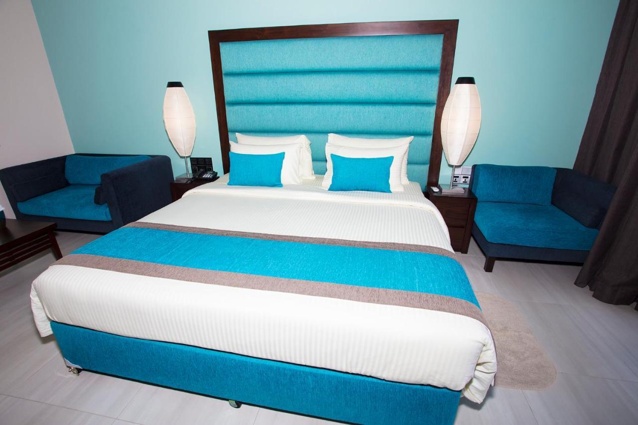 Amora Lagoon Hotel